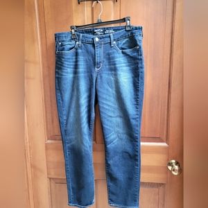 Levi blue jeans 18-W34